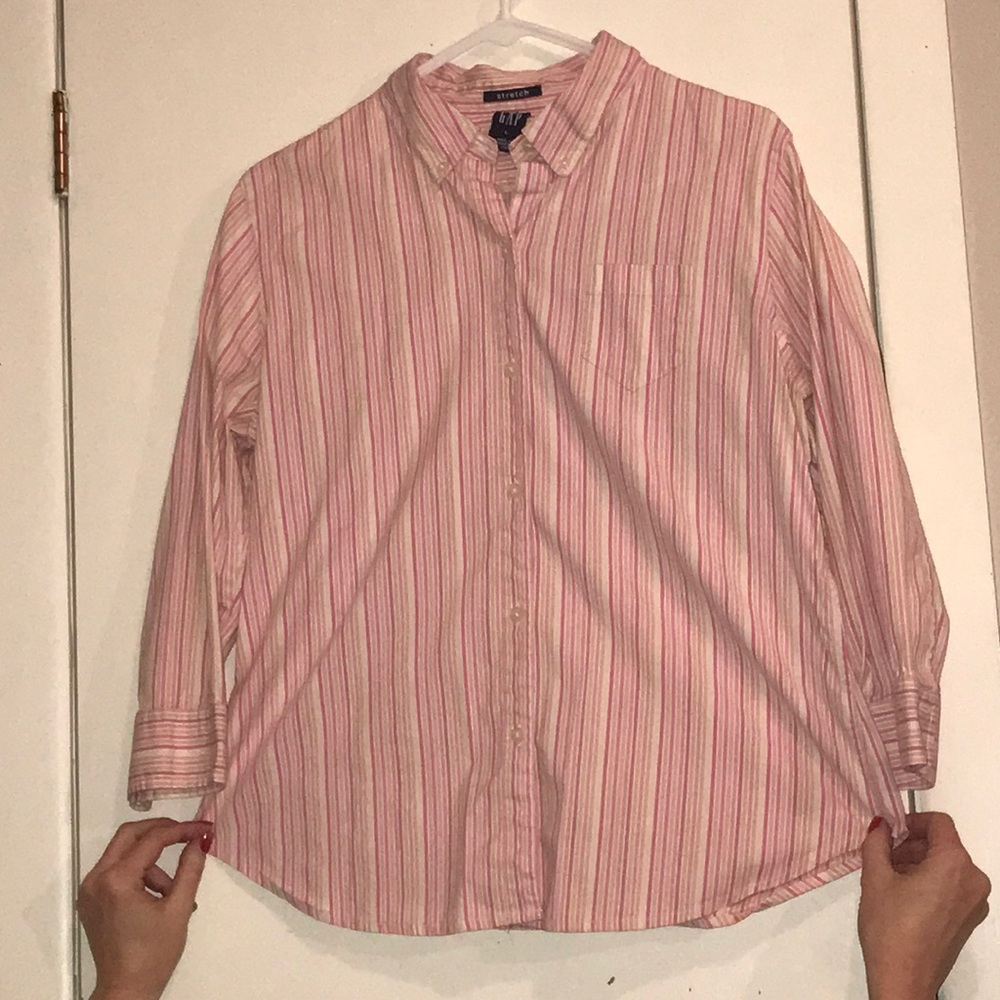 Gap Button Up Shirt